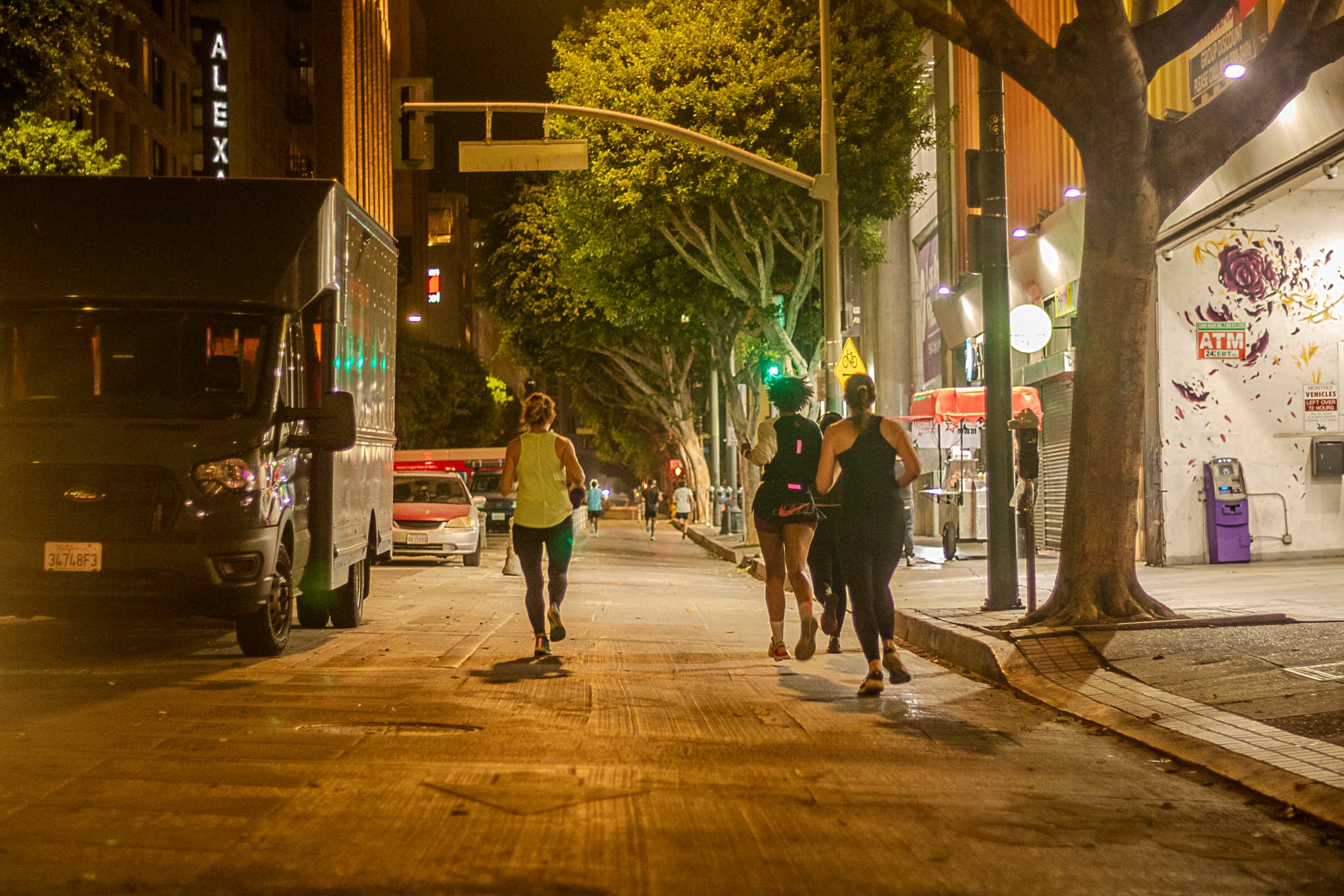 DTLA Running Group Run to LA Historic Park